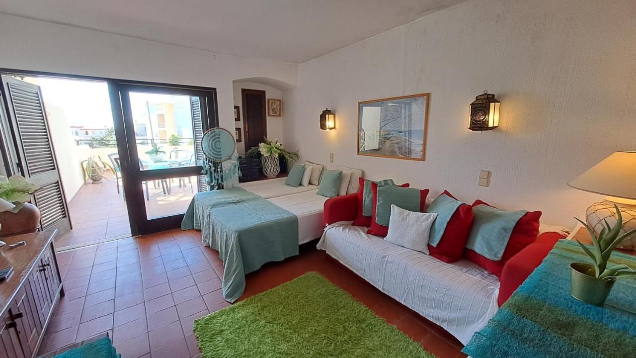 Albufeira Tradicional Beach Apartment Exterior photo