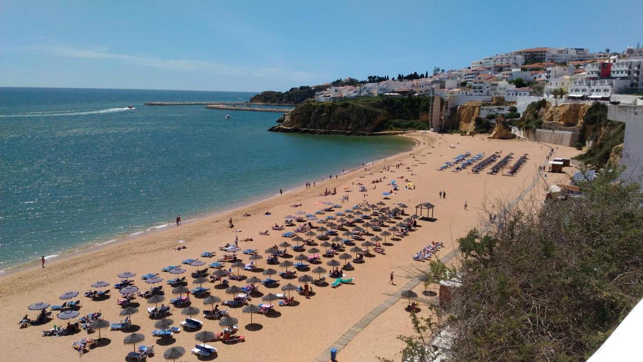Albufeira Tradicional Beach Apartment Exterior photo